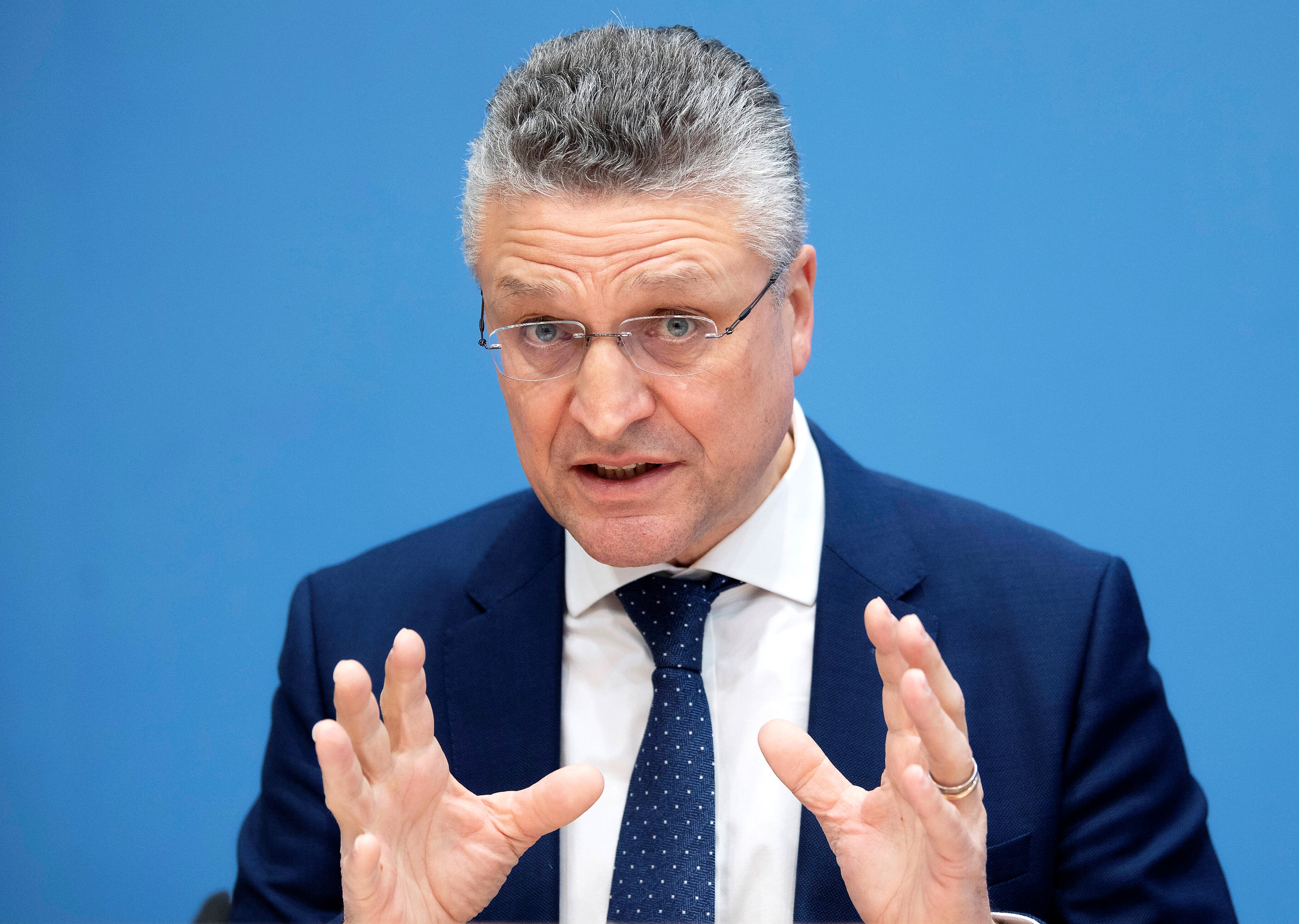 Aktuelle Corona-Zahlen: RKI meldet massiven Anstieg der Neuinfektionen - kommt die Herbstwelle doch?