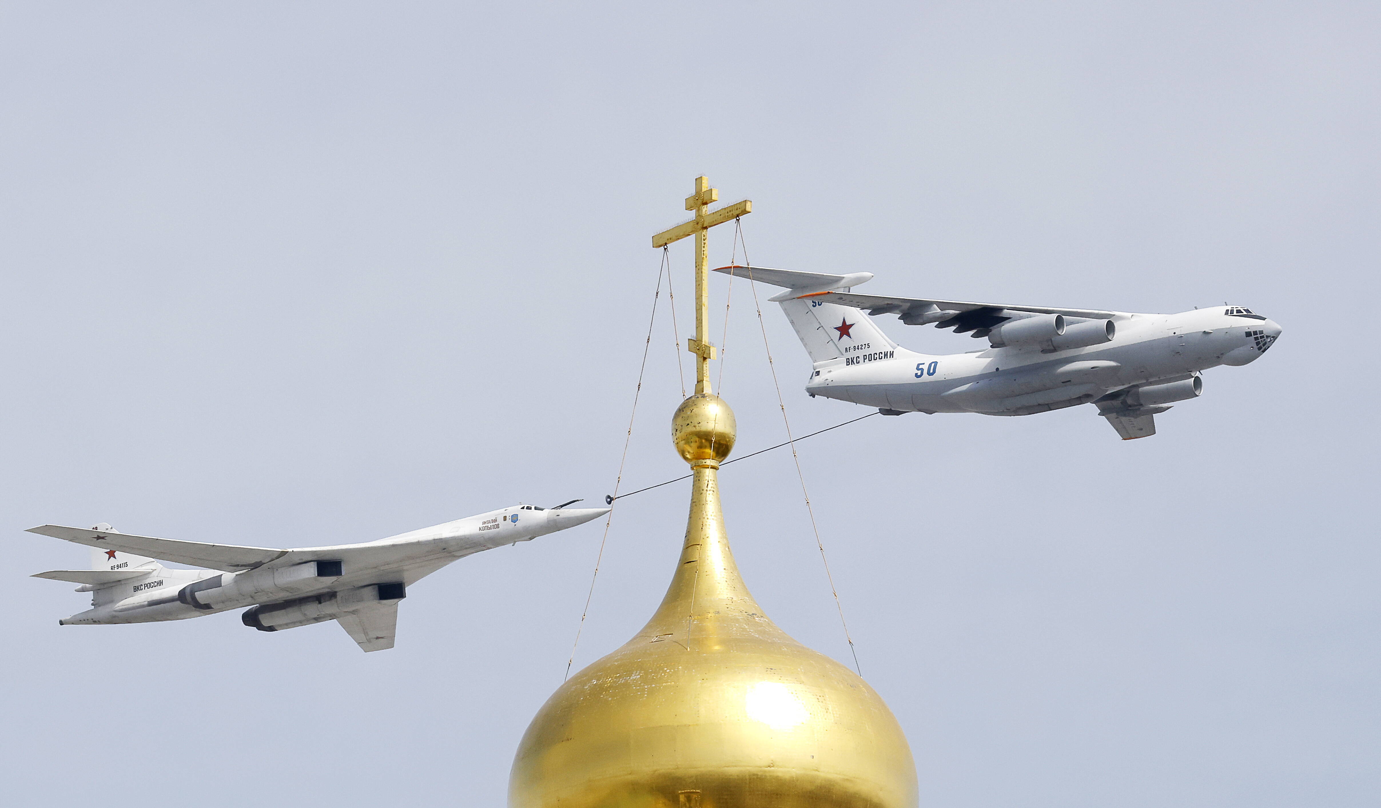Alarm über der Ostsee - Russischer Kampfjet bedrängt deutsches Aufklärungsflugzeug!