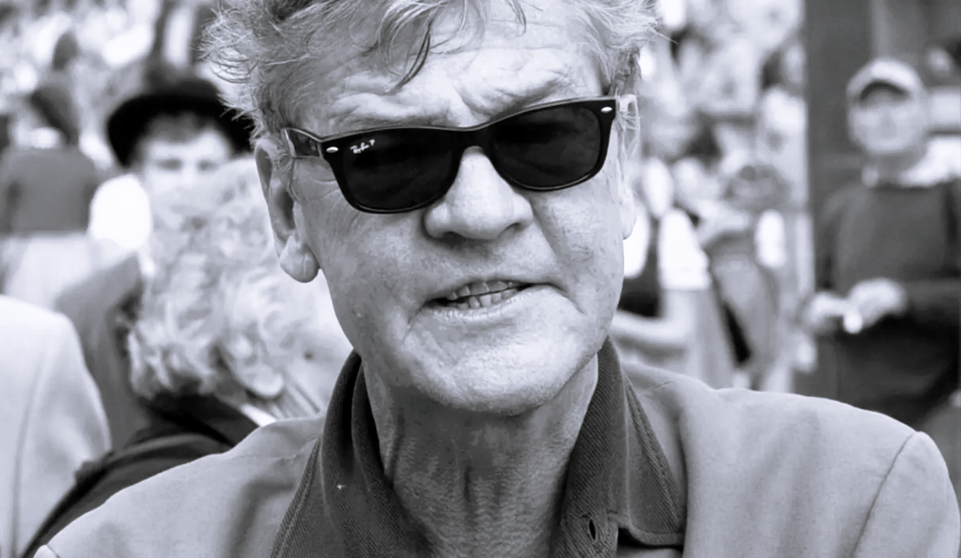 Prince Ernst August causes a stir at Valentino's funeral in Rome following his love breakup.