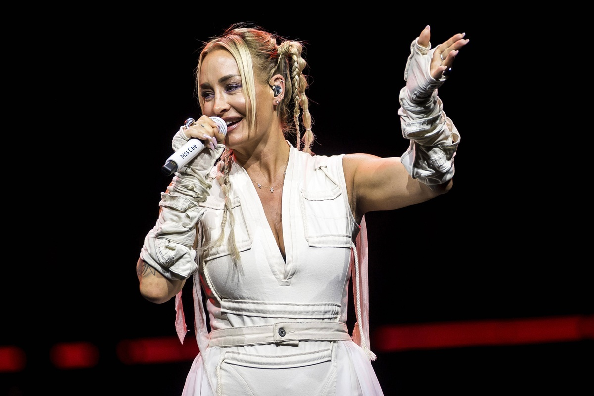 Sarah Connor teilt rührenden Konzertmoment – ihr Sohn sitzt im Publikum