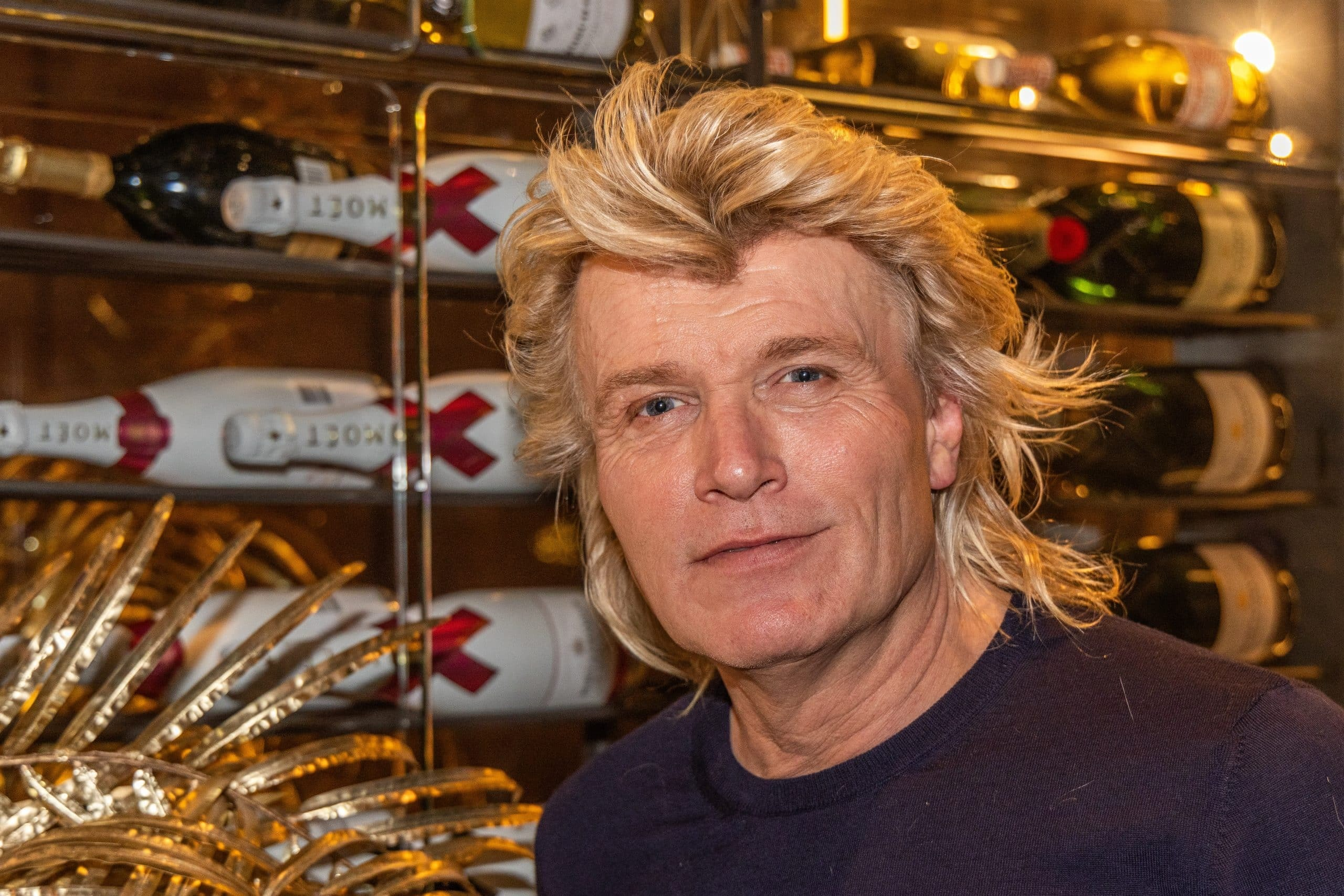 Hans Klok onthult: waarom hij tegenwoordig altijd taxi's pakt