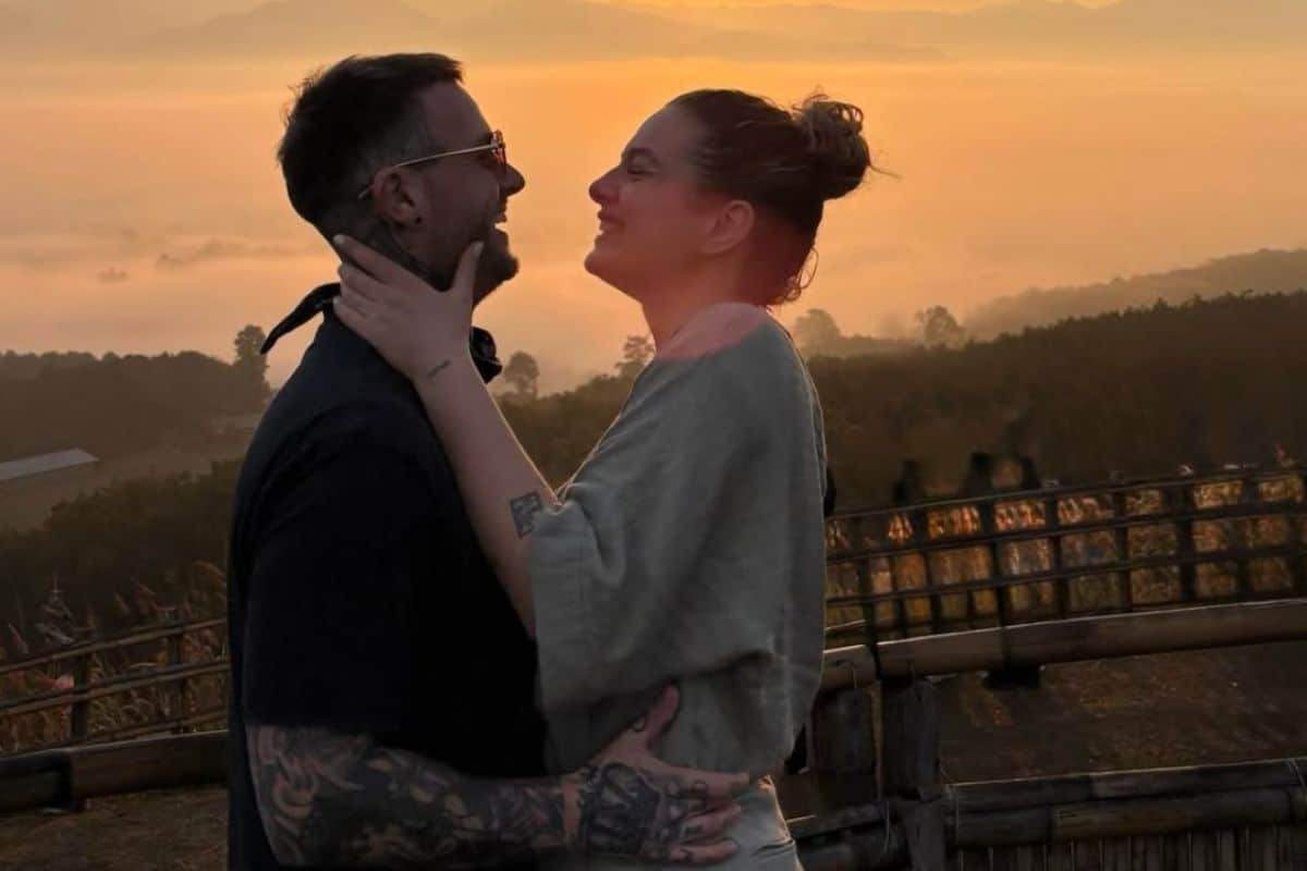Influencer Petra overlijdt vijf uur na bevalling — BN'ers reageren aangeslagen