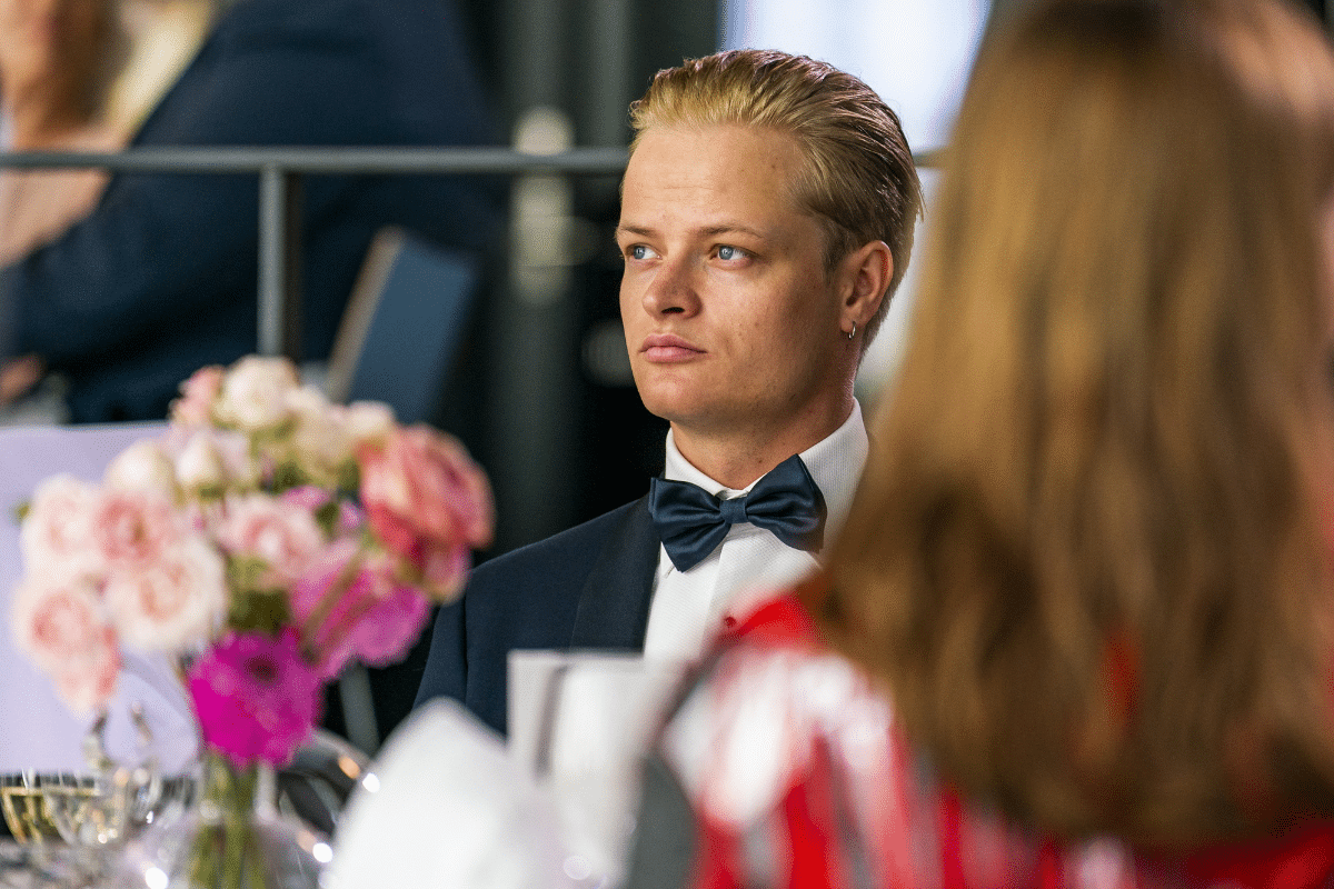 Marius Borg Høiby mag de cel verlaten — nu huisarrest met enkelband