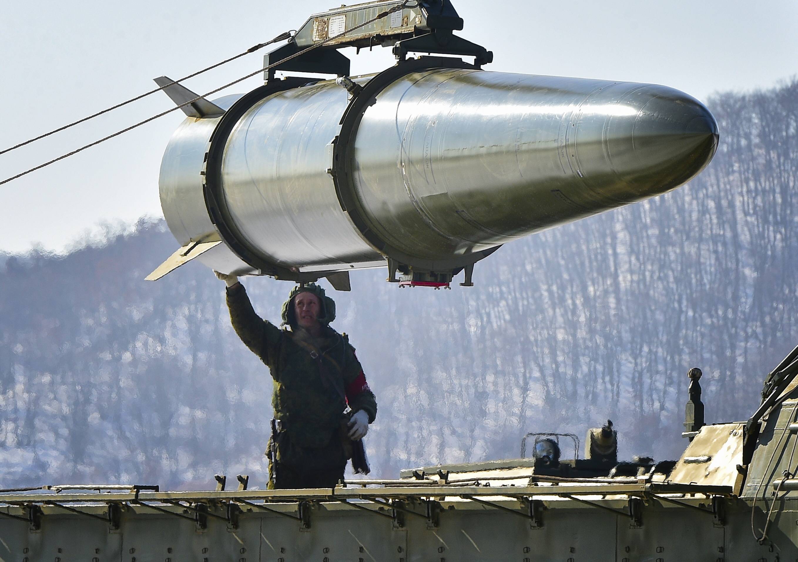 Bald keine Munition mehr? Geheimdienst der Ukraine sicher - Putin kratzt seine letzten Raketen zusammen!