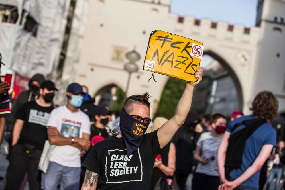 Aufstand gegen die AFD! 30.000 Menschen auf den Straßen! Deutschland wehrt sich gegen die AFD!