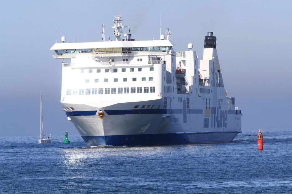 Lebensgefahr auf Ostseefähre! Seenotretter sind ausgelaufen! Medizinischer Notfall auf einer Fähre löst Rettungseinsatz aus